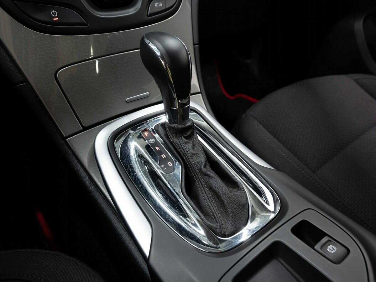 Б/У Опель Инсигния 2014 года. Фото: #21