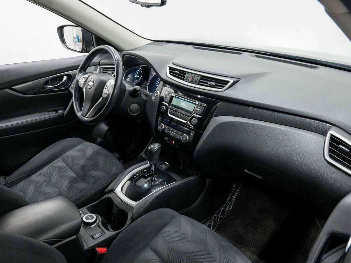 Б/У Ниссан Икс-Трейл 2015 года. Фото: #6