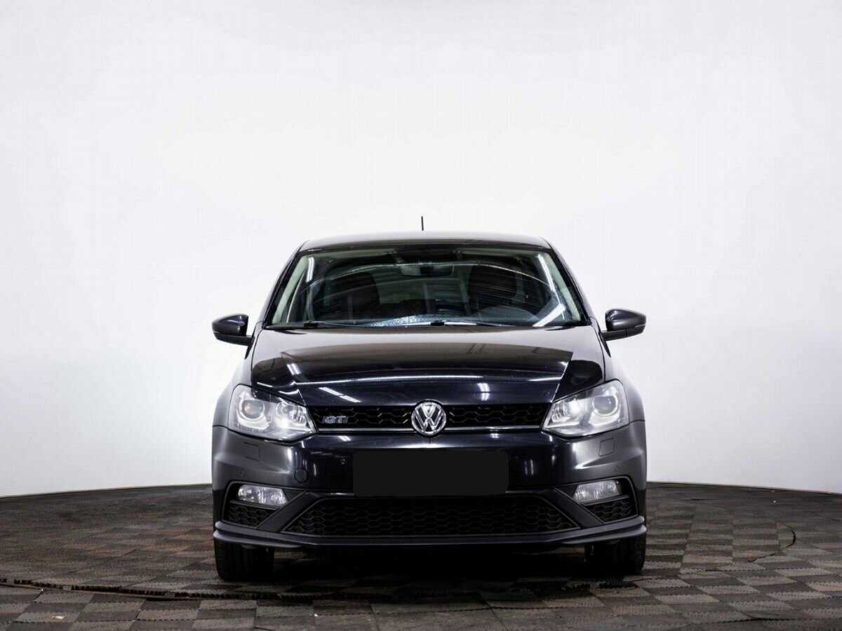 Б/У Фольксваген Поло 2016 года. Фото: #1