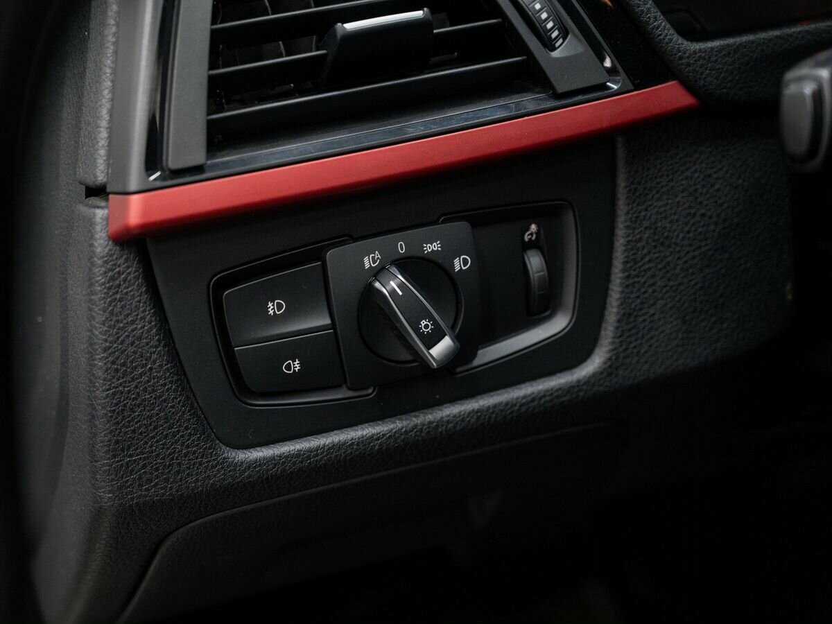 BMW 3 серии 2013 года с пробегом. Фото: #16