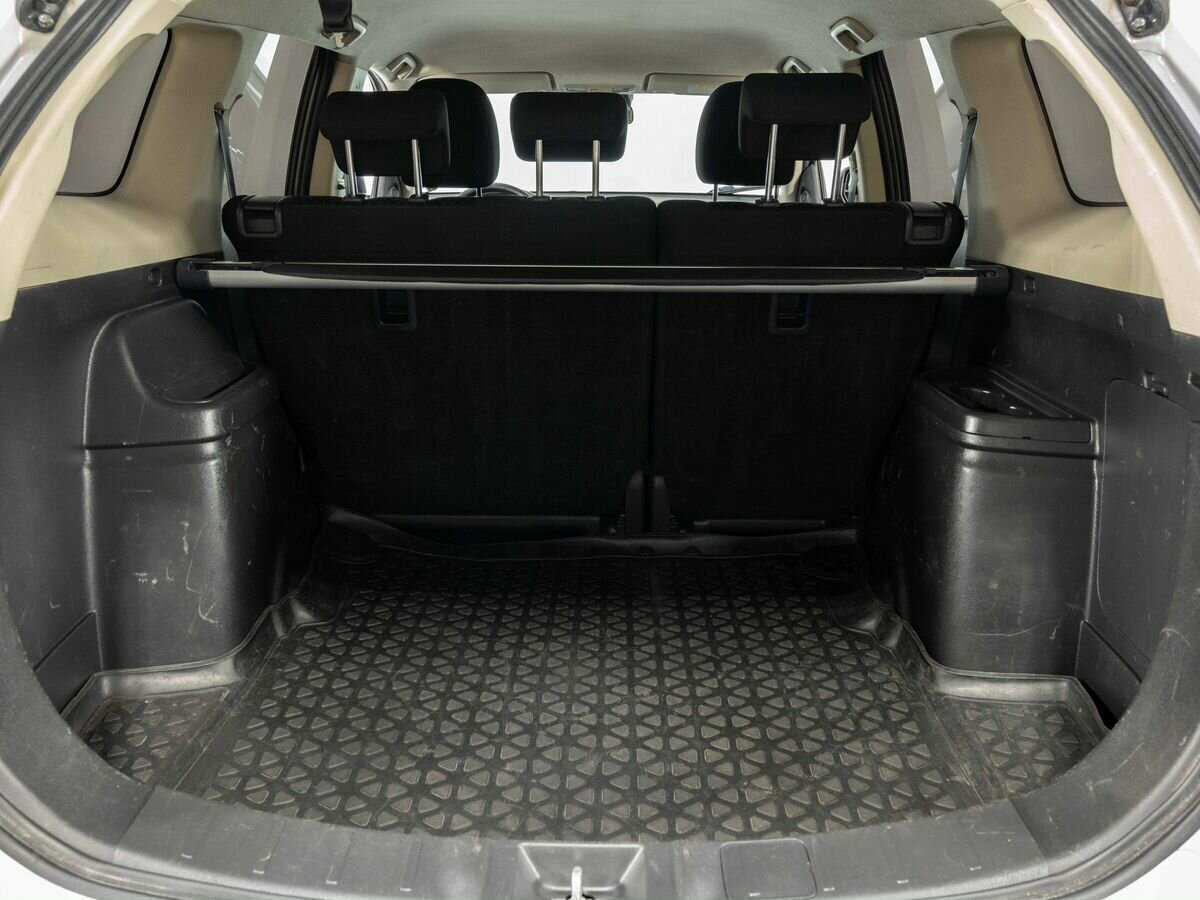 Б/У Митсубиши Оутлэндер 2012 года. Фото: #24