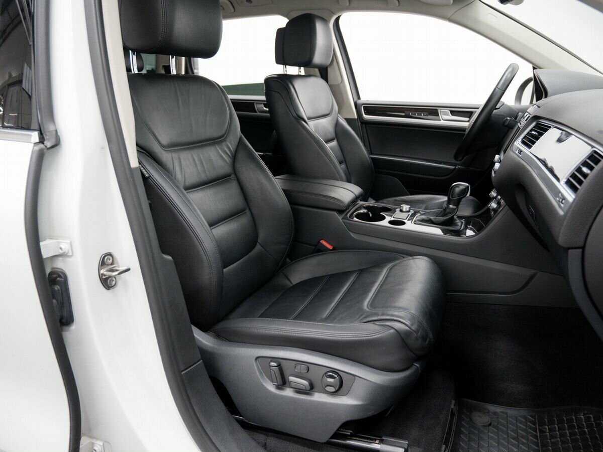Volkswagen Touareg 2015 года с пробегом. Фото: #7