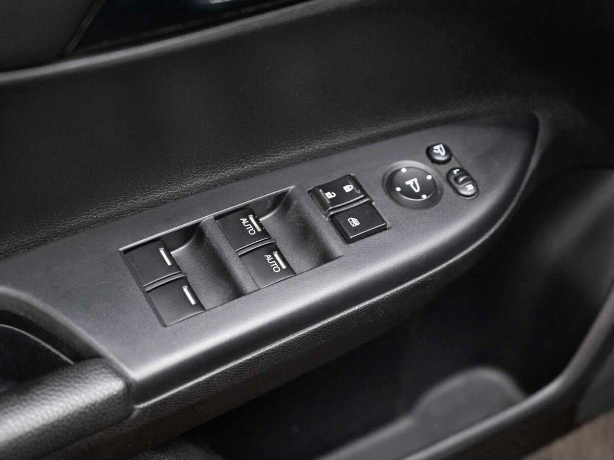 Б/У Хонда Аккорд 2013 года. Фото: #20