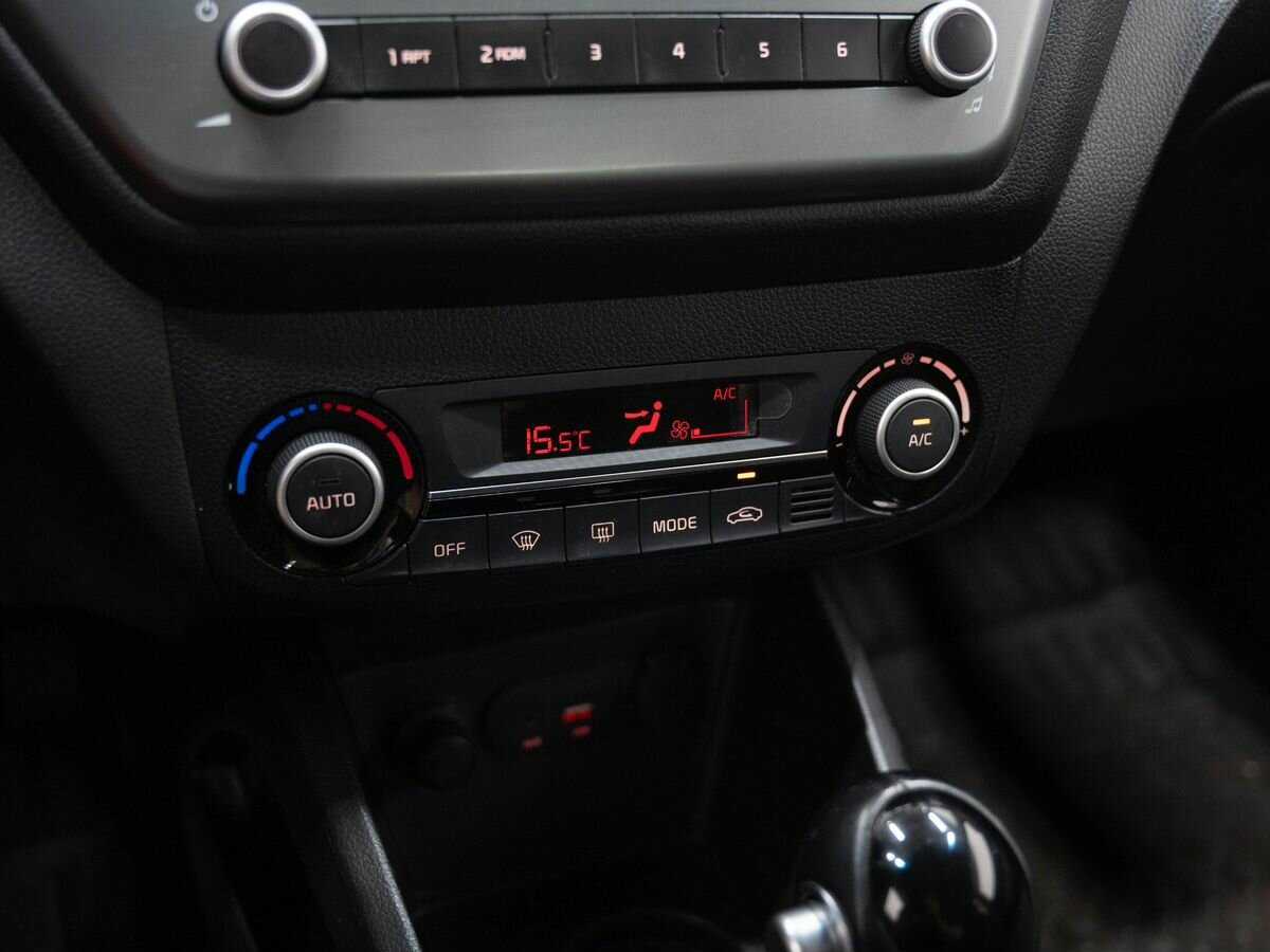 Б/У Киа Рио 2016 года. Фото: #18