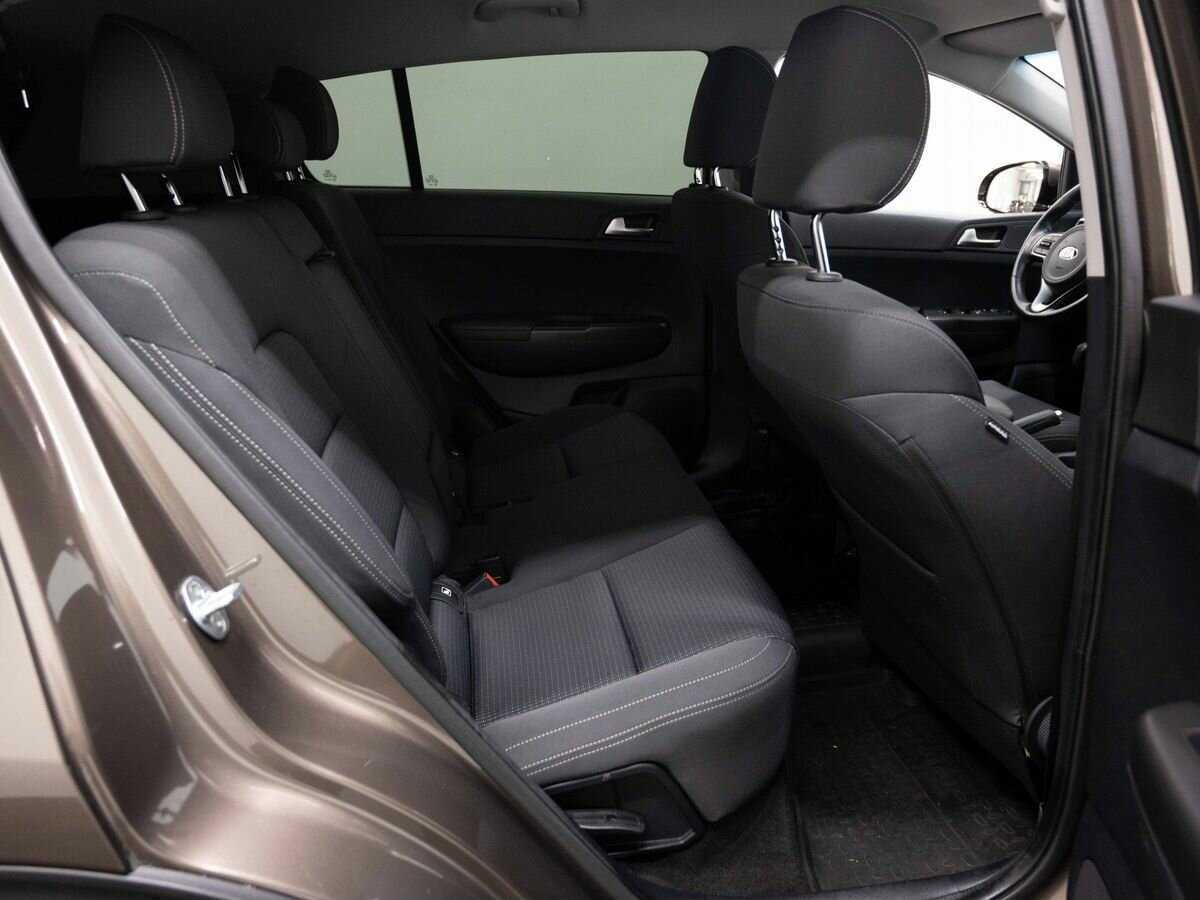 Б/У Киа Спортейдж 2017 года. Фото: #9