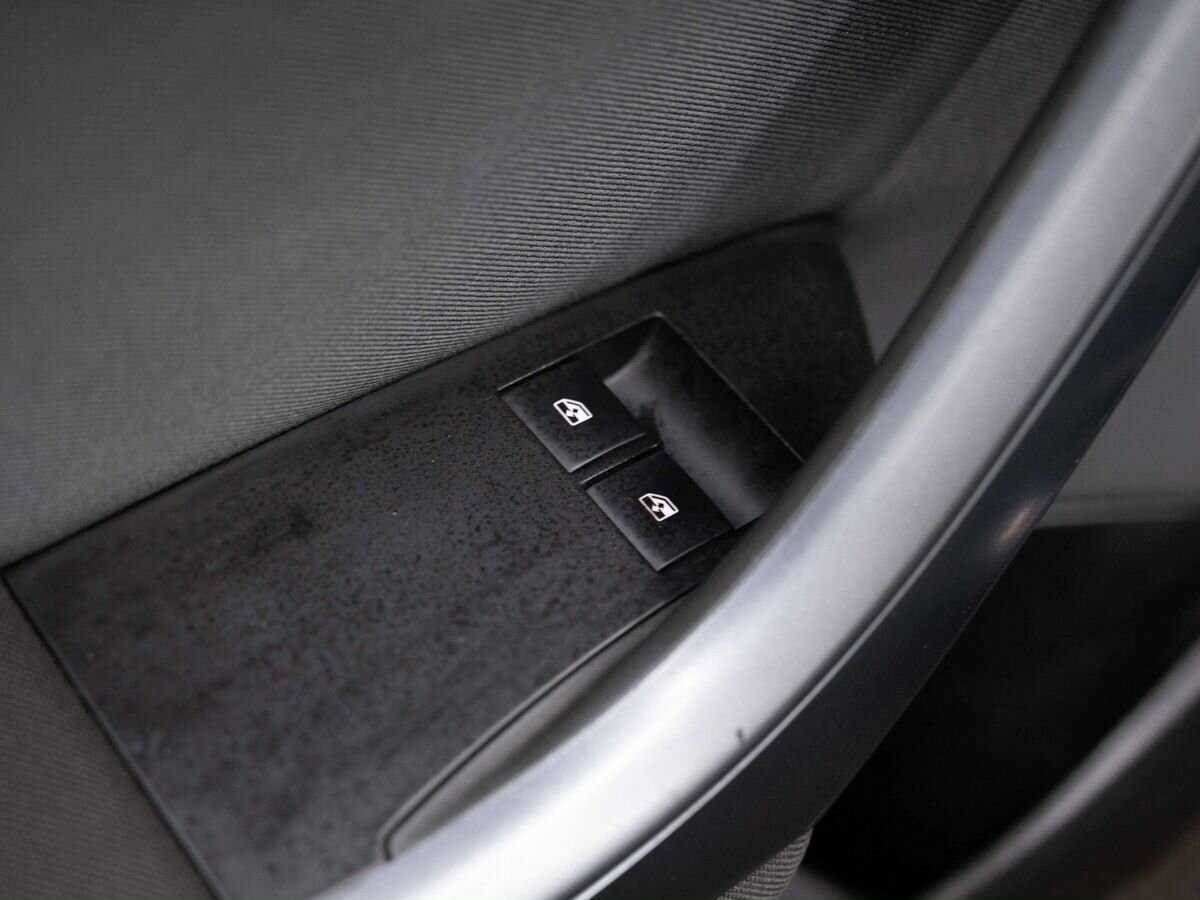 Б/У Опель Астра 2013 года. Фото: #14