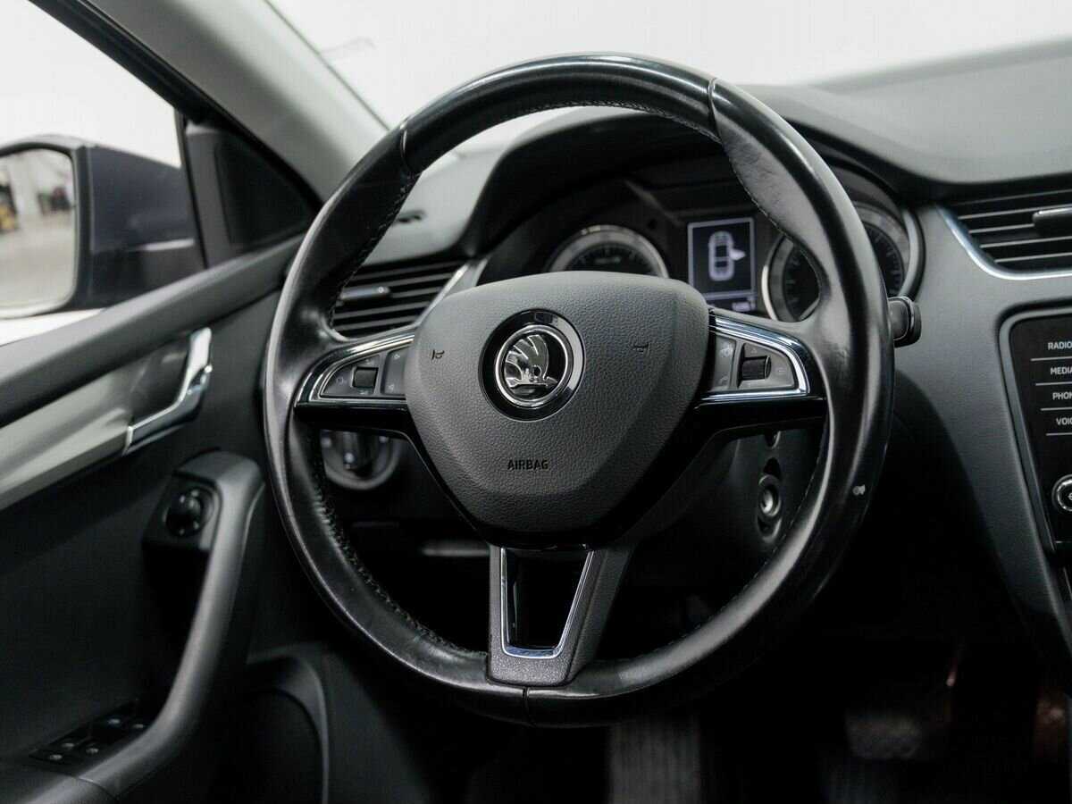 Б/У Шкода Октавия 2017 года. Фото: #10