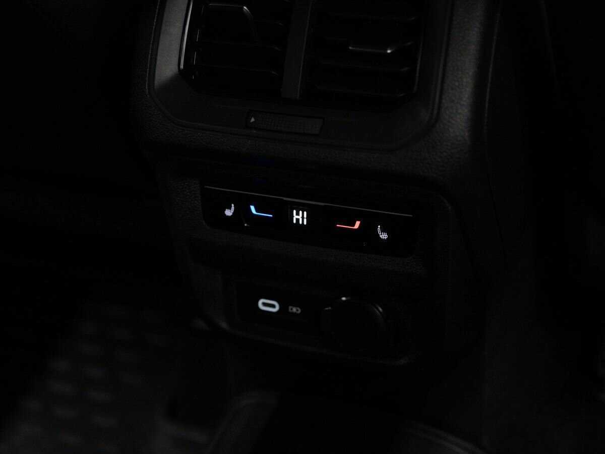 Volkswagen Tiguan 2022 года с пробегом. Фото: #9