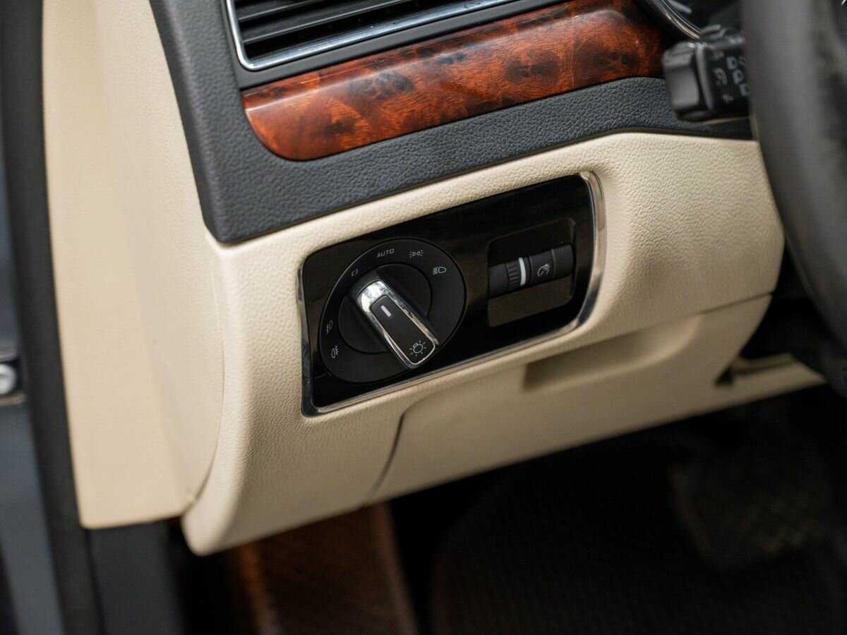 Б/У Шкода Суперб 2012 года. Фото: #16