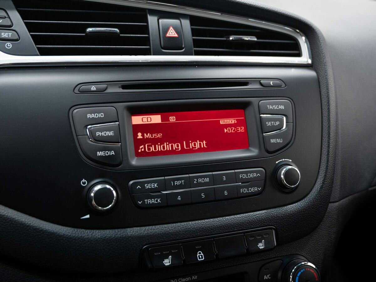 Б/У Киа Сид 2017 года. Фото: #19