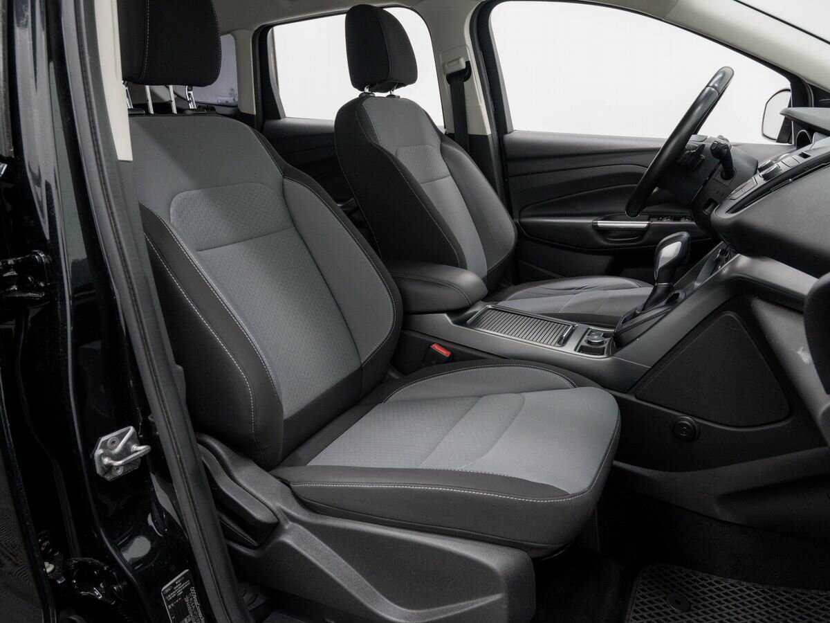 Б/У Форд Куга 2016 года. Фото: #8