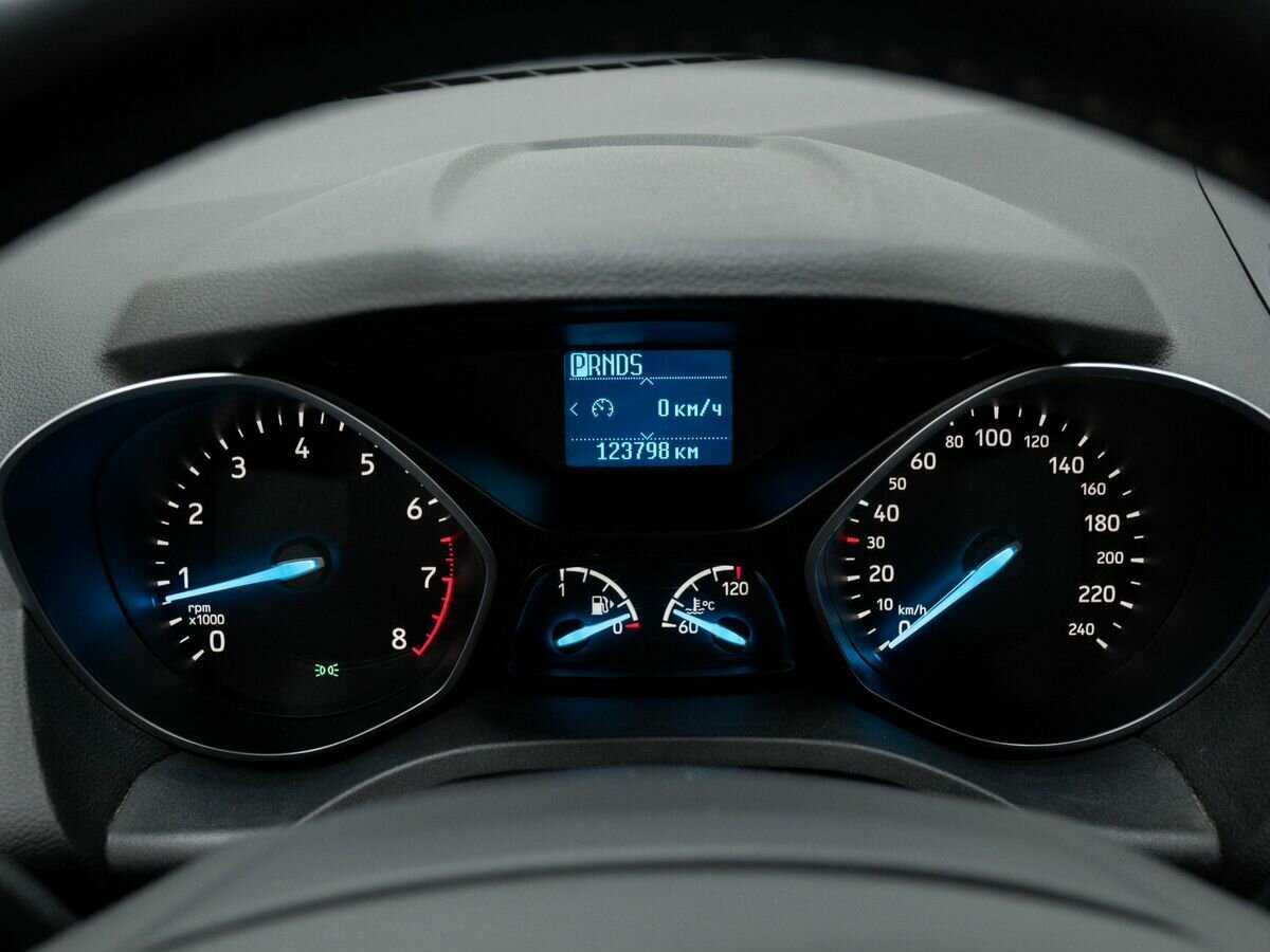 Б/У Форд Куга 2016 года. Фото: #19