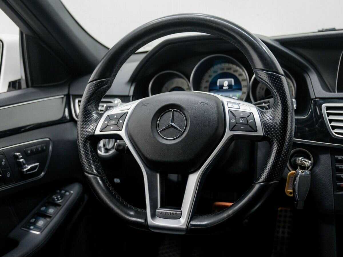 Mercedes-Benz E-Класс 2013 года с пробегом. Фото: #10