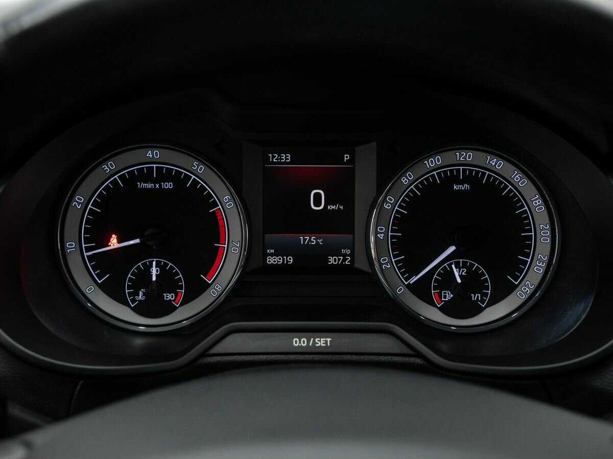 Б/У Шкода Октавия 2018 года. Фото: #19