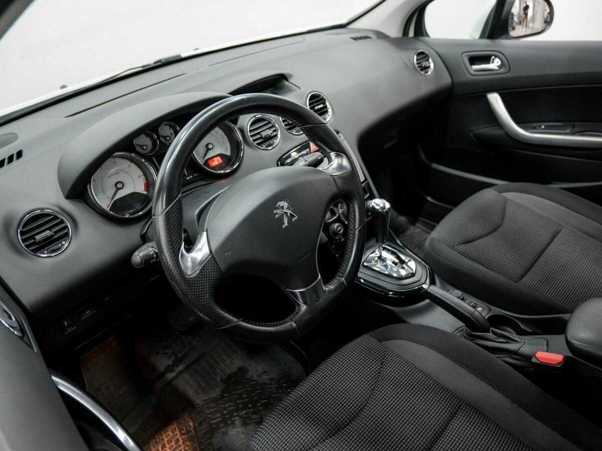 Б/У Пежо 408 2017 года. Фото: #12