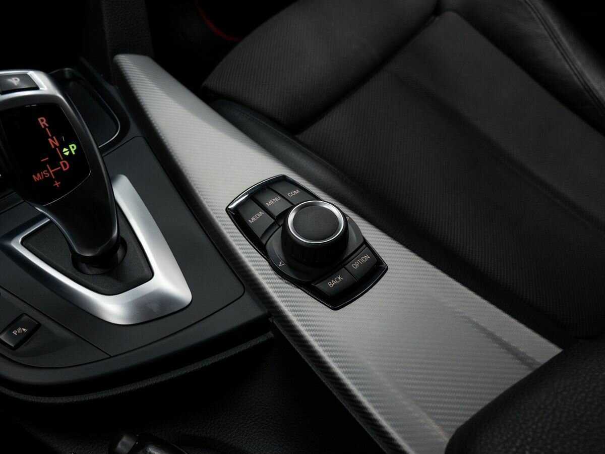 BMW 3 серии 2017 года с пробегом. Фото: #17