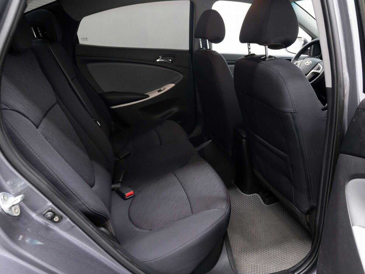 Б/У Хендай Солярис 2012 года. Фото: #9