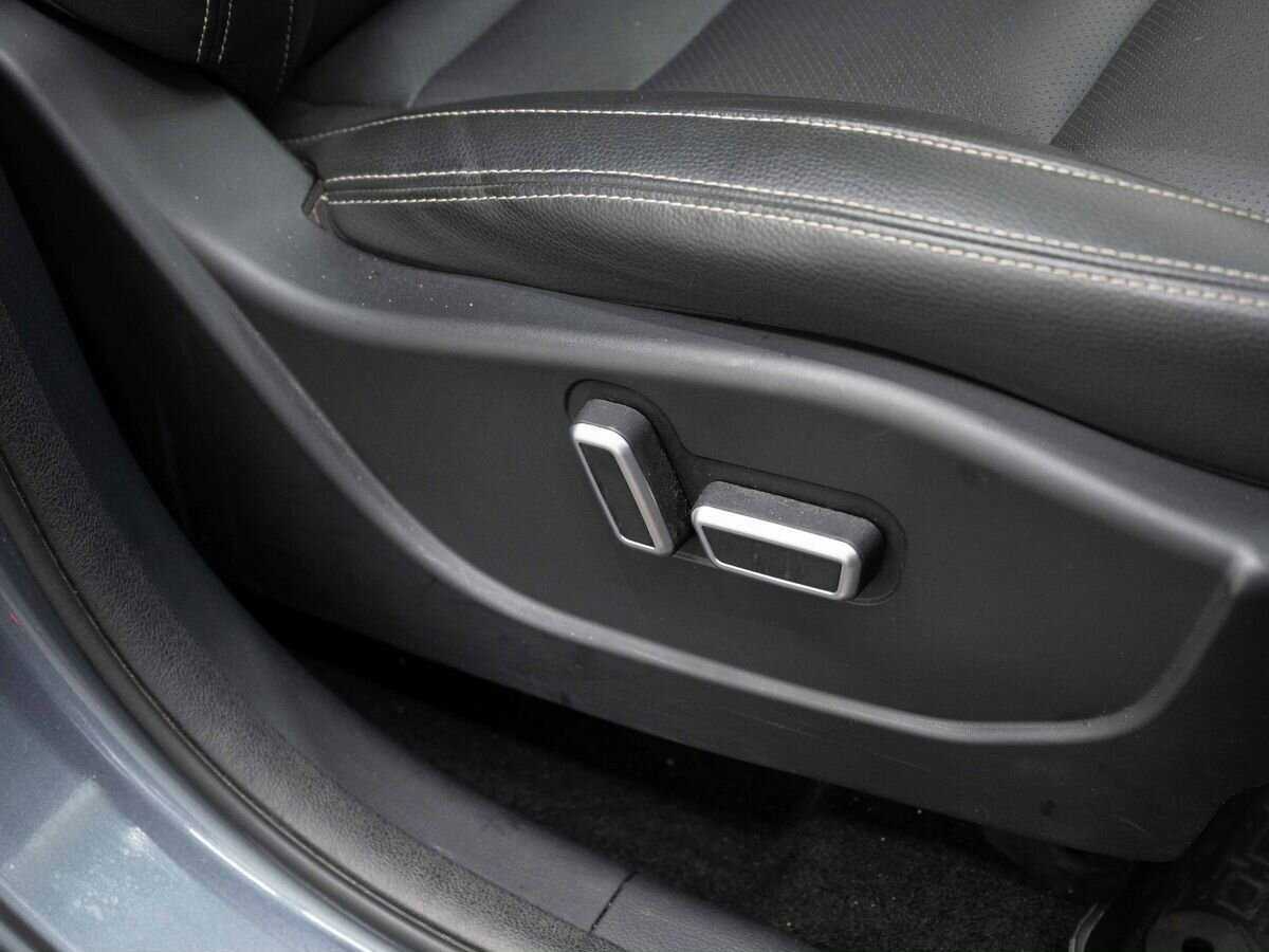 Б/У Джили Эмгранд Икс7 2019 года. Фото: #12