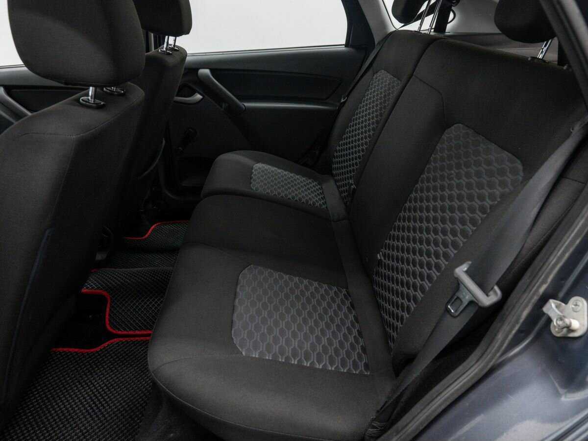 Lada (ВАЗ) Granta 2018 года с пробегом. Фото: #12