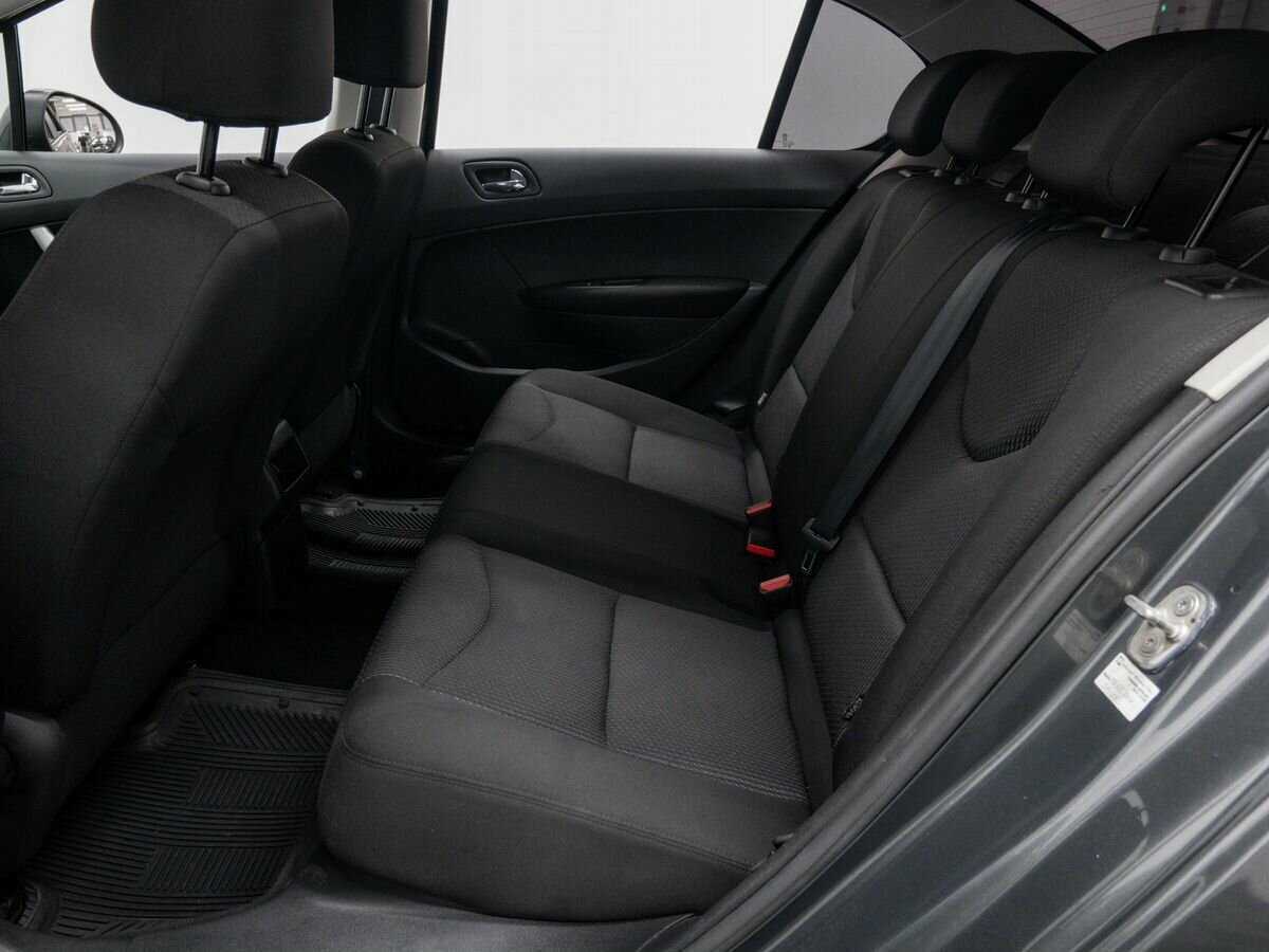 Б/У Пежо 408 2013 года. Фото: #11