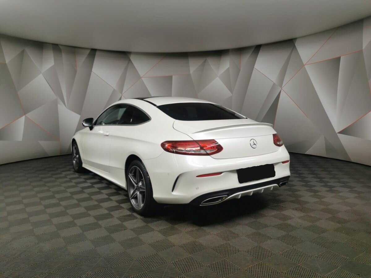 Mercedes-Benz C-Класс 2015 года с пробегом. Фото: #3