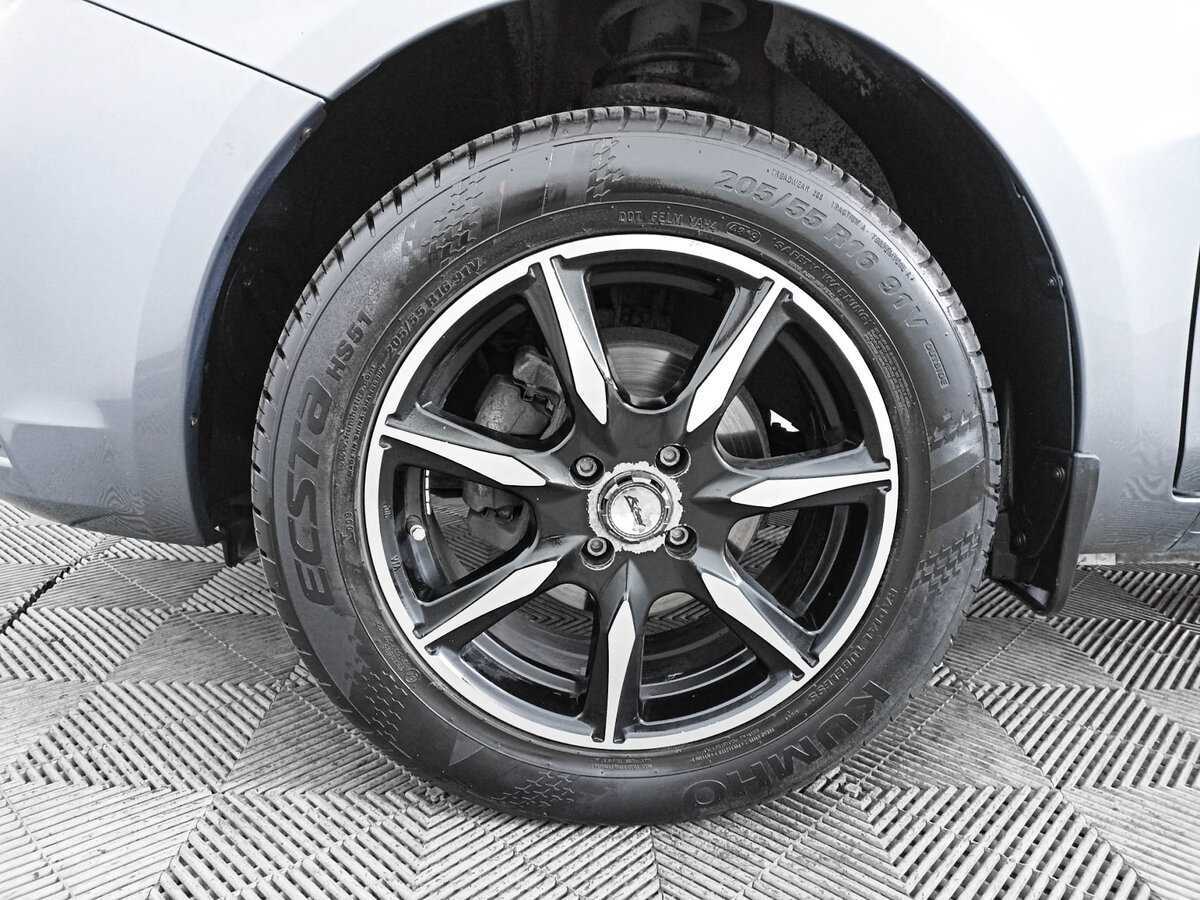 Lada (ВАЗ) Vesta 2017 года с пробегом. Фото: #17