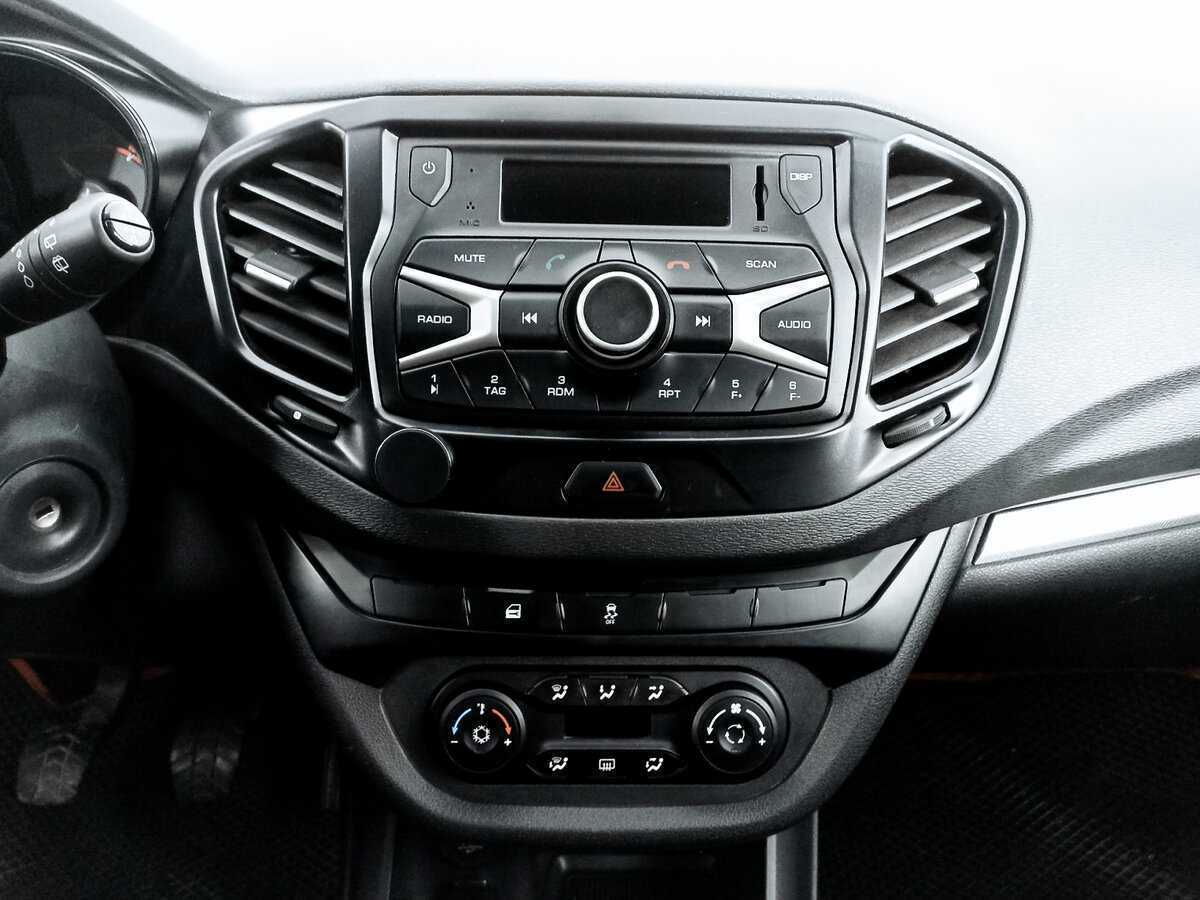 Lada (ВАЗ) Vesta 2021 года с пробегом. Фото: #12