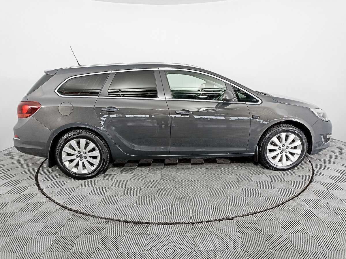 Б/У Опель Астра 2013 года. Фото: #3