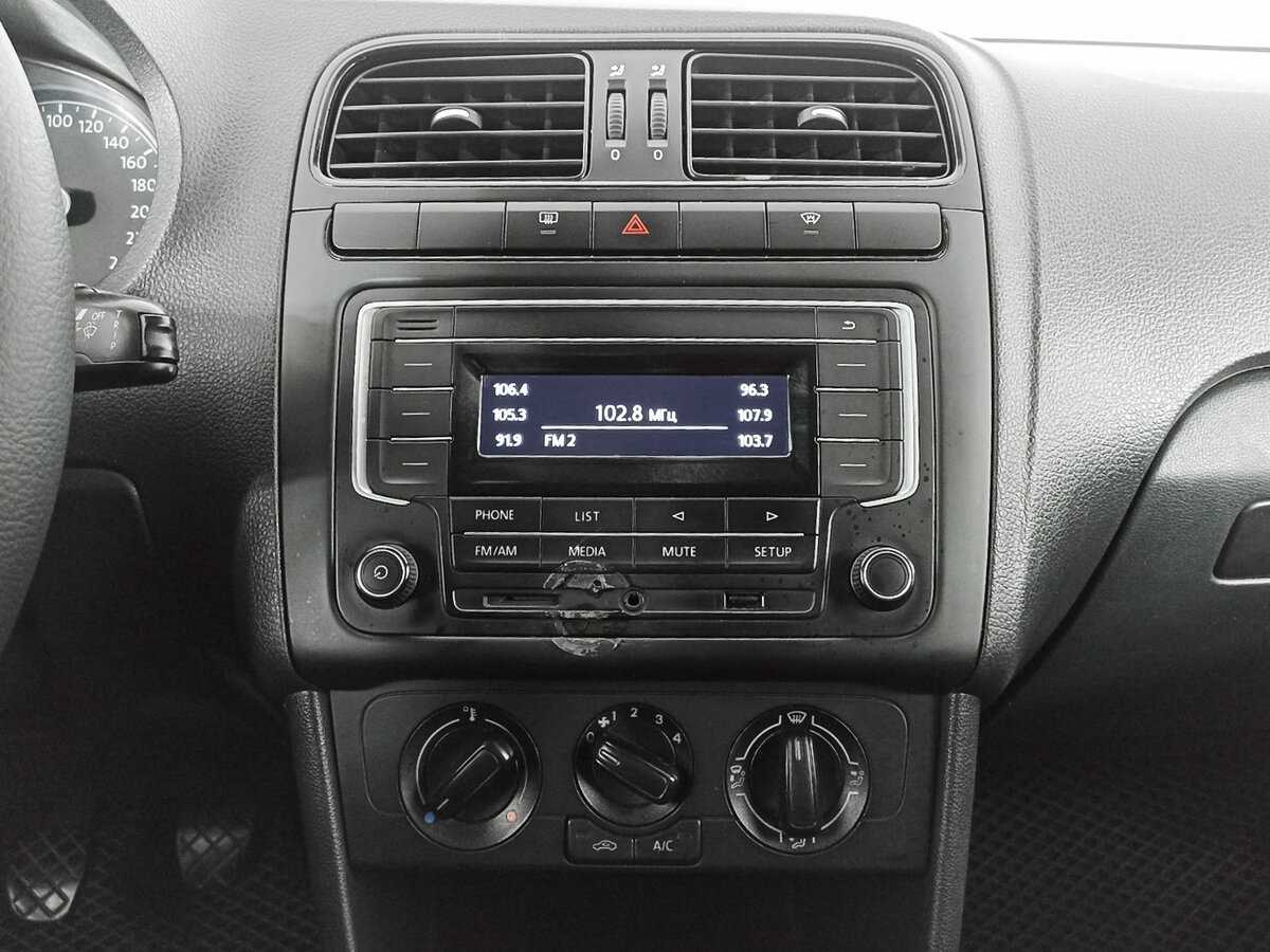 Б/У Фольксваген Поло 2019 года. Фото: #12