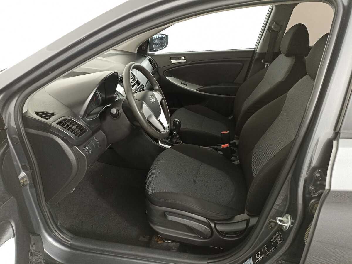 Б/У Хендай Солярис 2013 года. Фото: #10