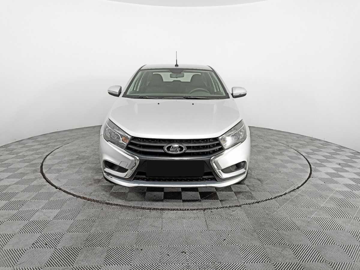 Lada (ВАЗ) Vesta 2017 года с пробегом. Фото: #1