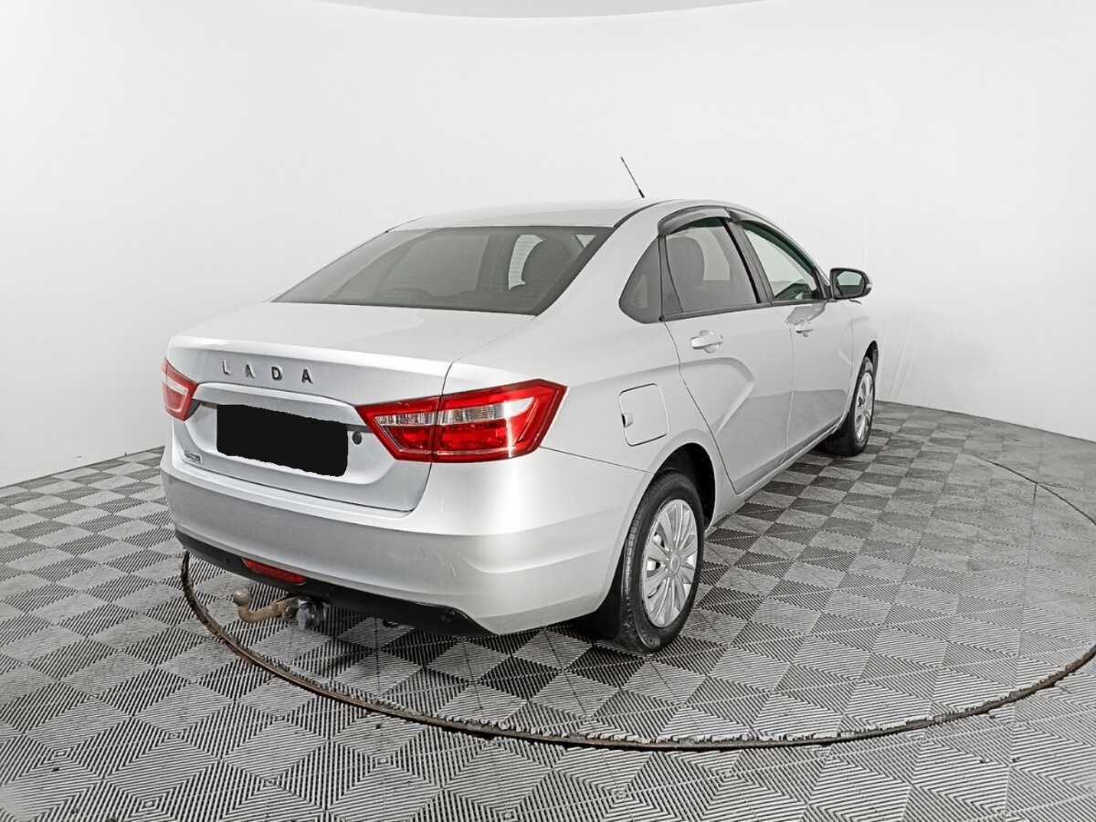 Lada (ВАЗ) Vesta 2017 года с пробегом. Фото: #4