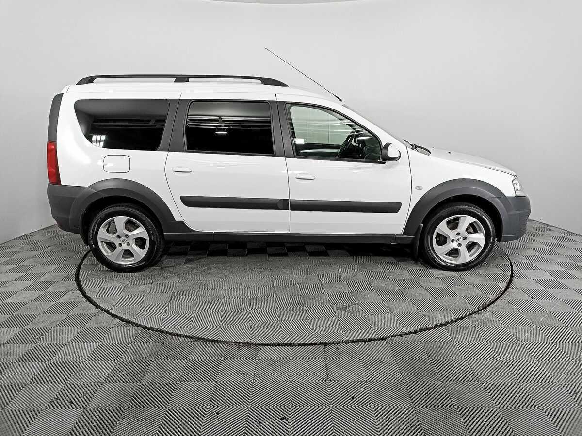 Lada (ВАЗ) Largus 2020 года с пробегом. Фото: #3