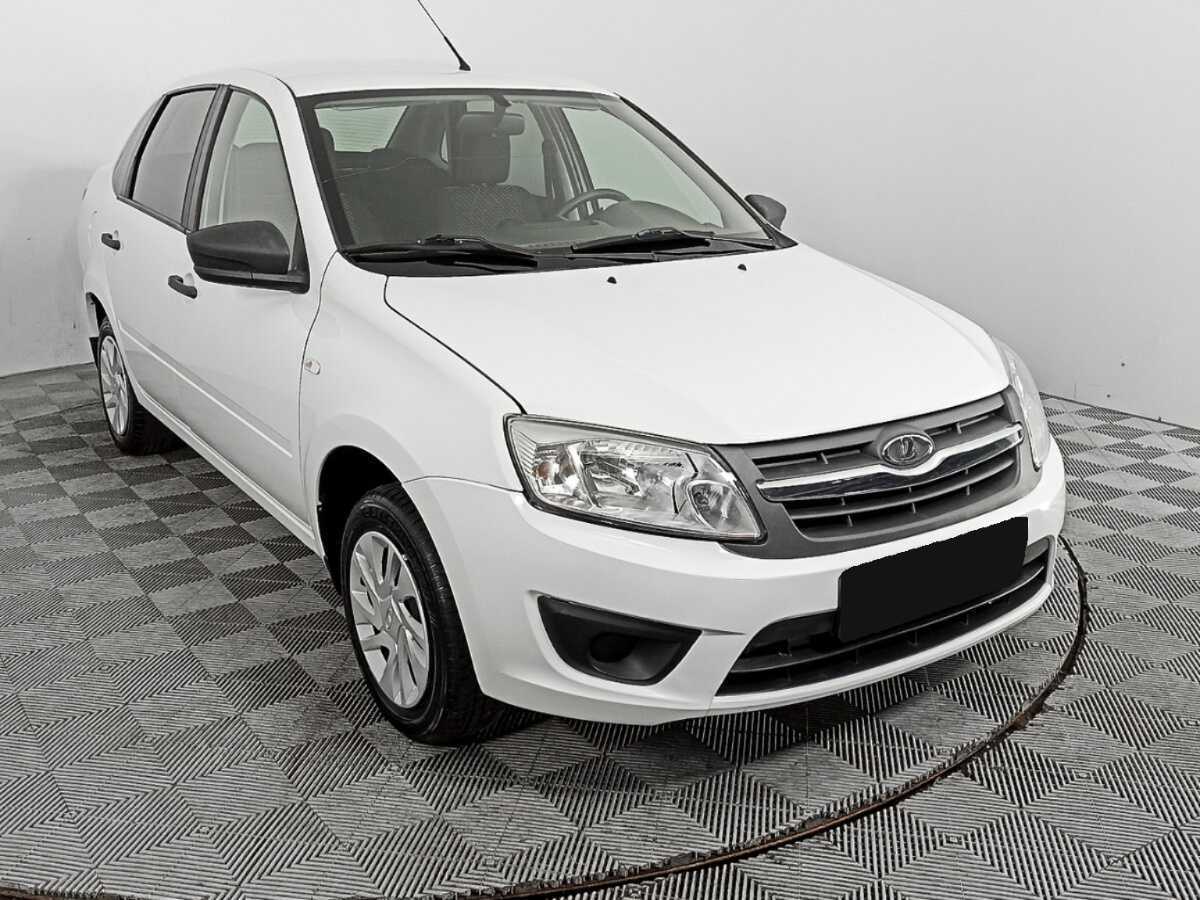 Lada (ВАЗ) Granta 2018 года с пробегом. Фото: #2