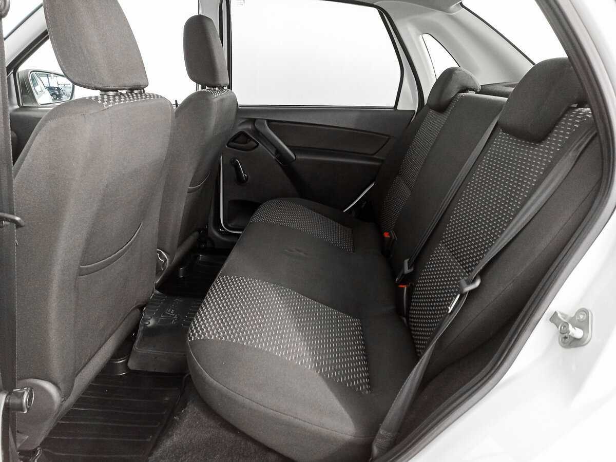 Lada (ВАЗ) Granta 2018 года с пробегом. Фото: #5