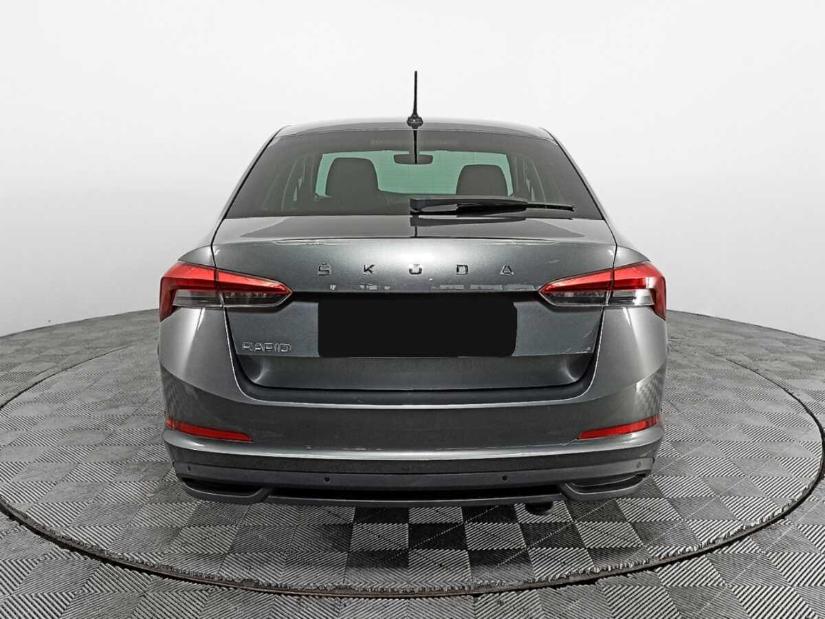 Б/У Шкода Рапид 2021 года. Фото: #5