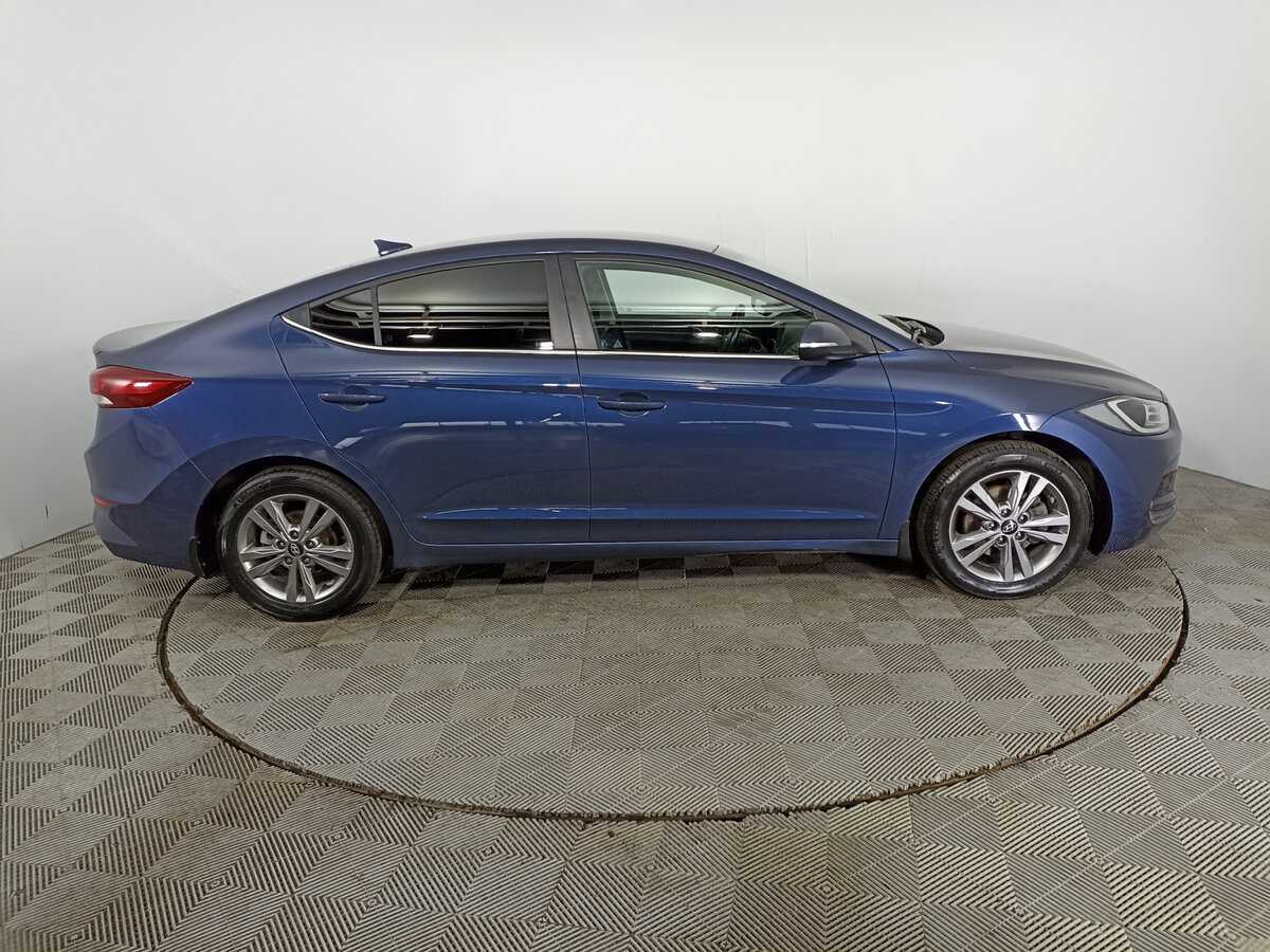 Б/У Хендай Елантра 2018 года. Фото: #3