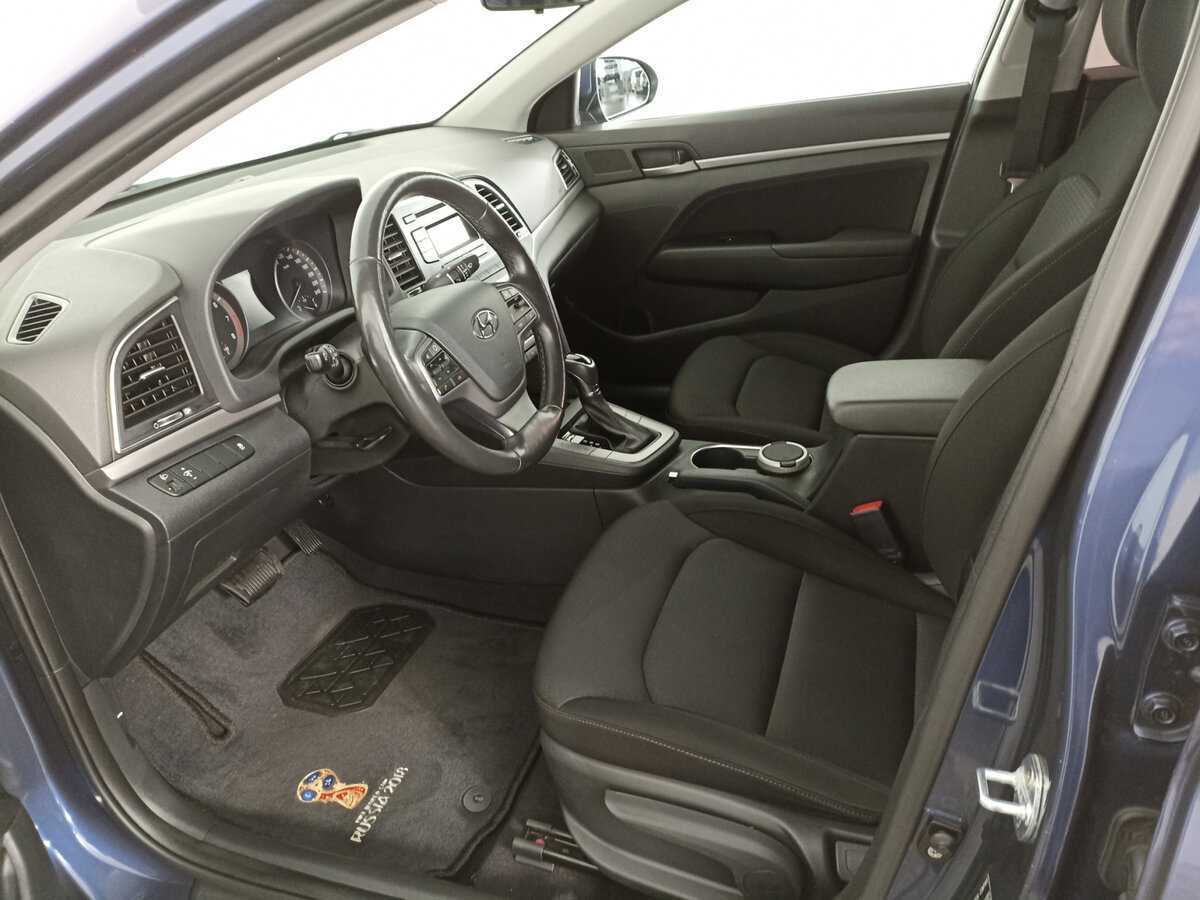 Б/У Хендай Елантра 2018 года. Фото: #13