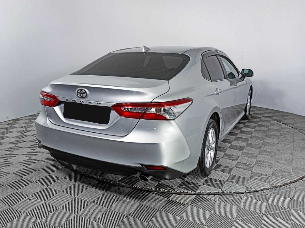 Toyota Camry 2019 года с пробегом. Фото: #3
