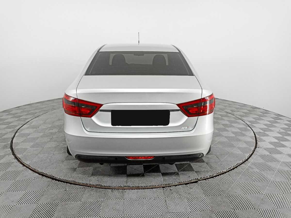 Lada (ВАЗ) Vesta 2018 года с пробегом. Фото: #5