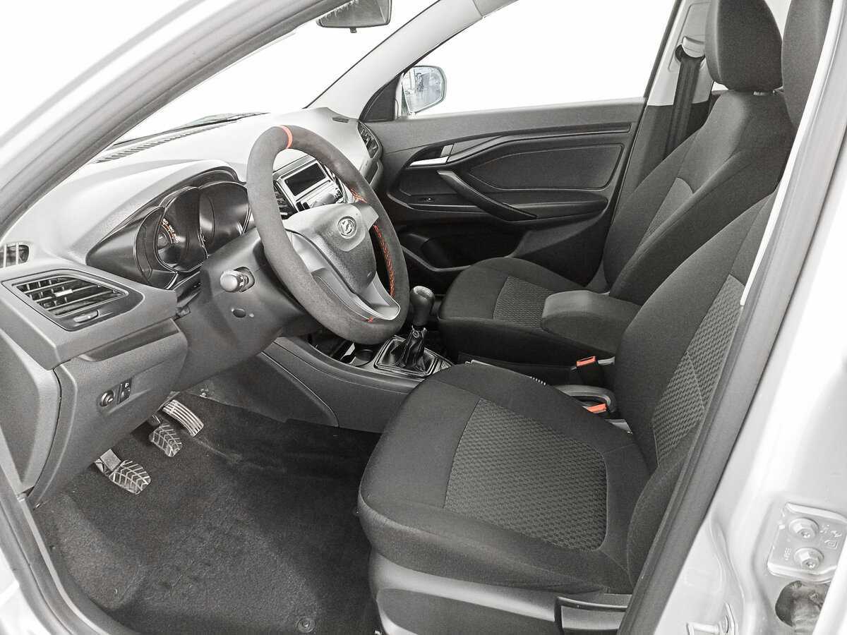 Lada (ВАЗ) Vesta 2018 года с пробегом. Фото: #13