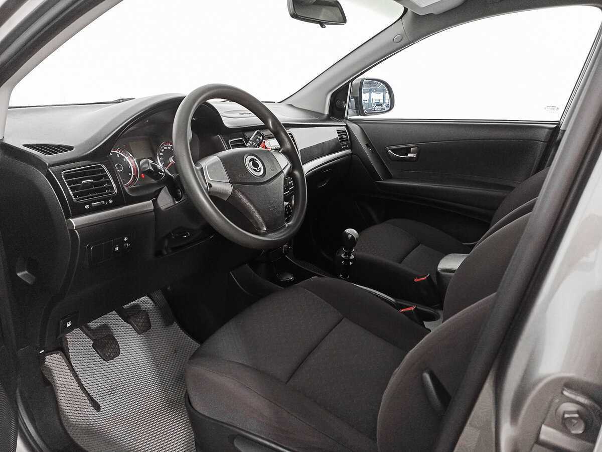 Б/У Сан-Ён Актион 2013 года. Фото: #12