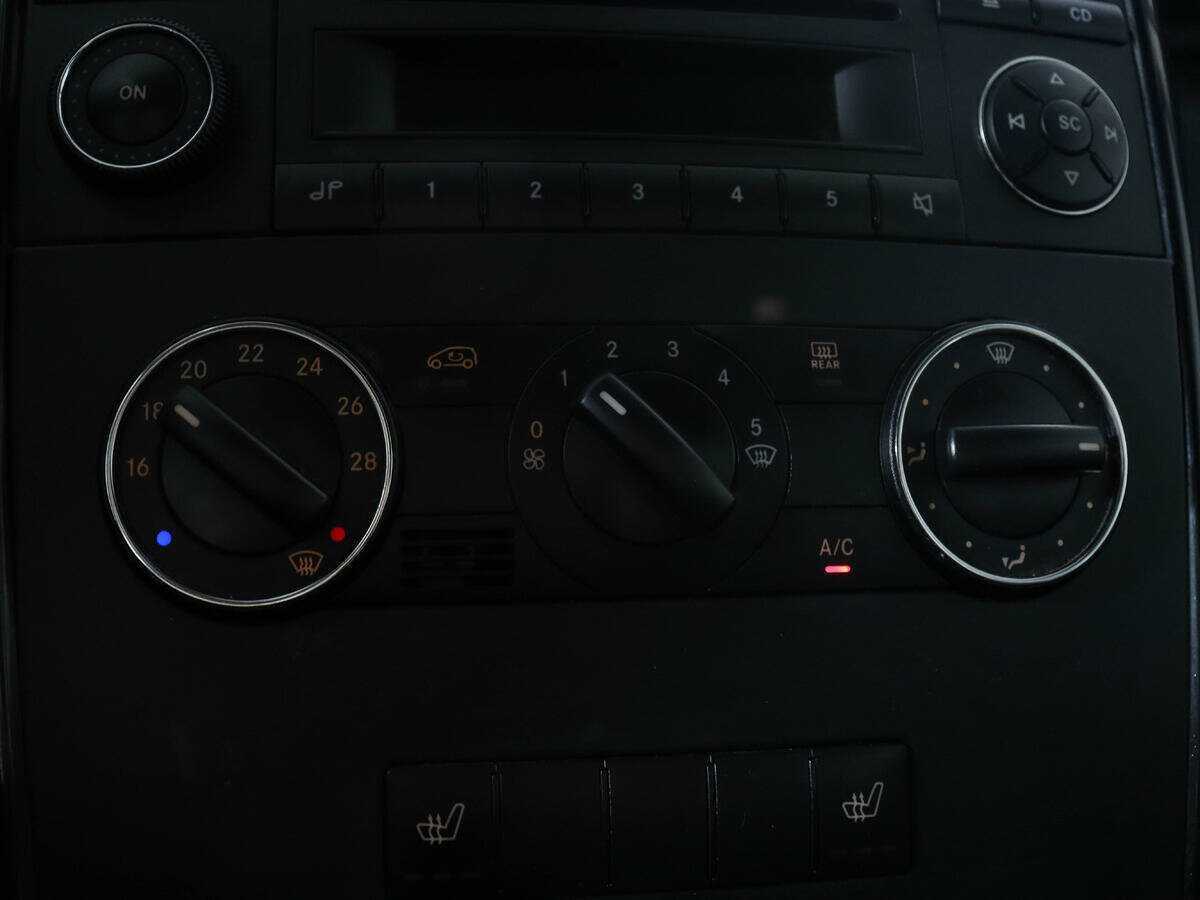 Mercedes-Benz A-Класс 2012 года с пробегом. Фото: #13