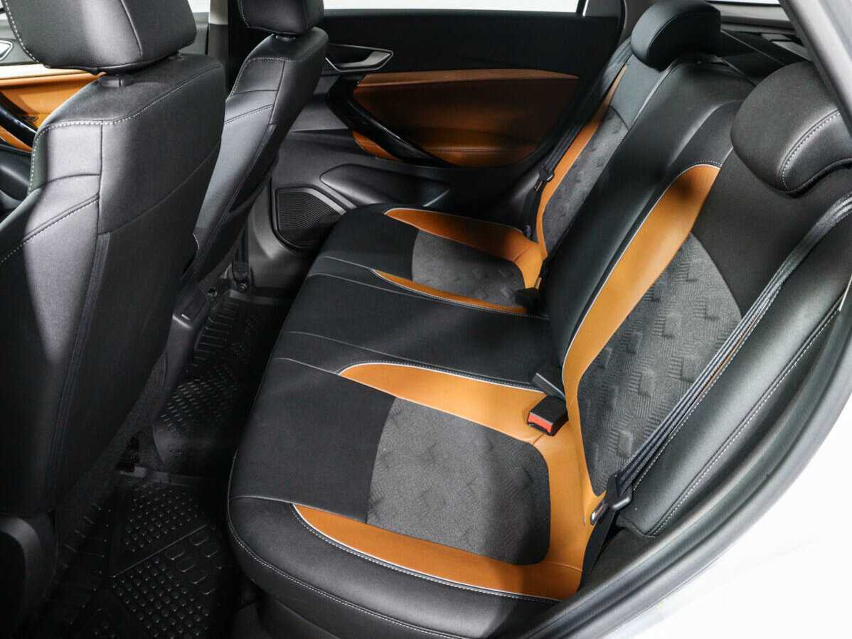 Lada (ВАЗ) Vesta 2023 года с пробегом. Фото: #7