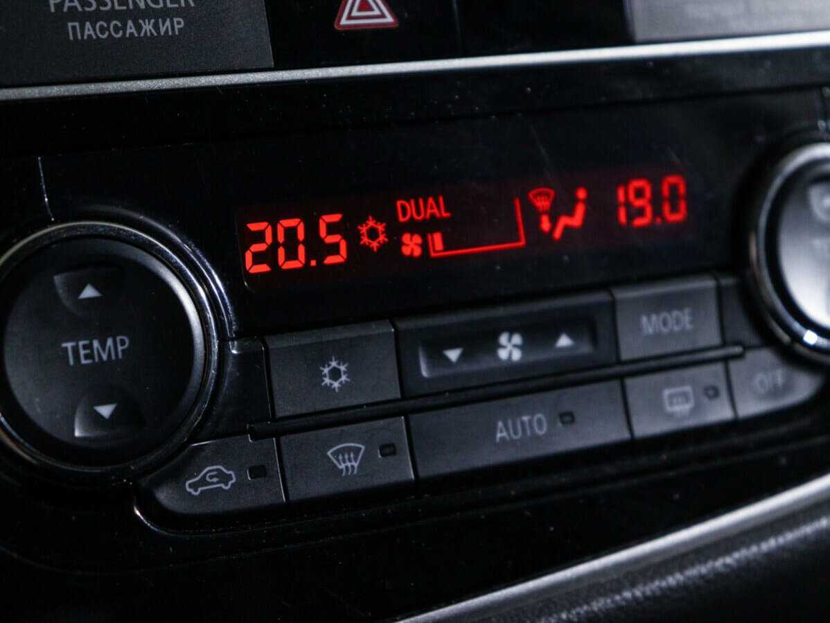 Б/У Митсубиши Оутлэндер 2018 года. Фото: #16