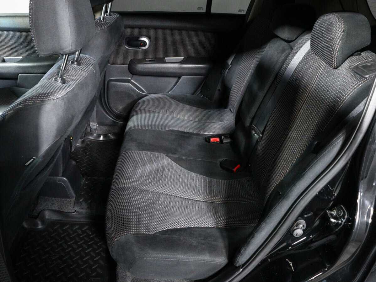 Б/У Ниссан Тиида 2013 года. Фото: #7