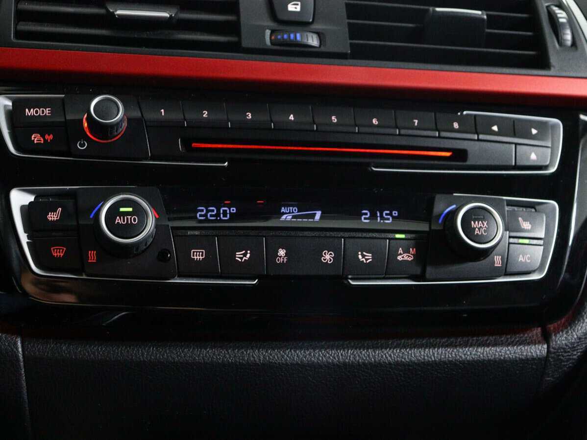 BMW 3 серии 2016 года с пробегом. Фото: #15