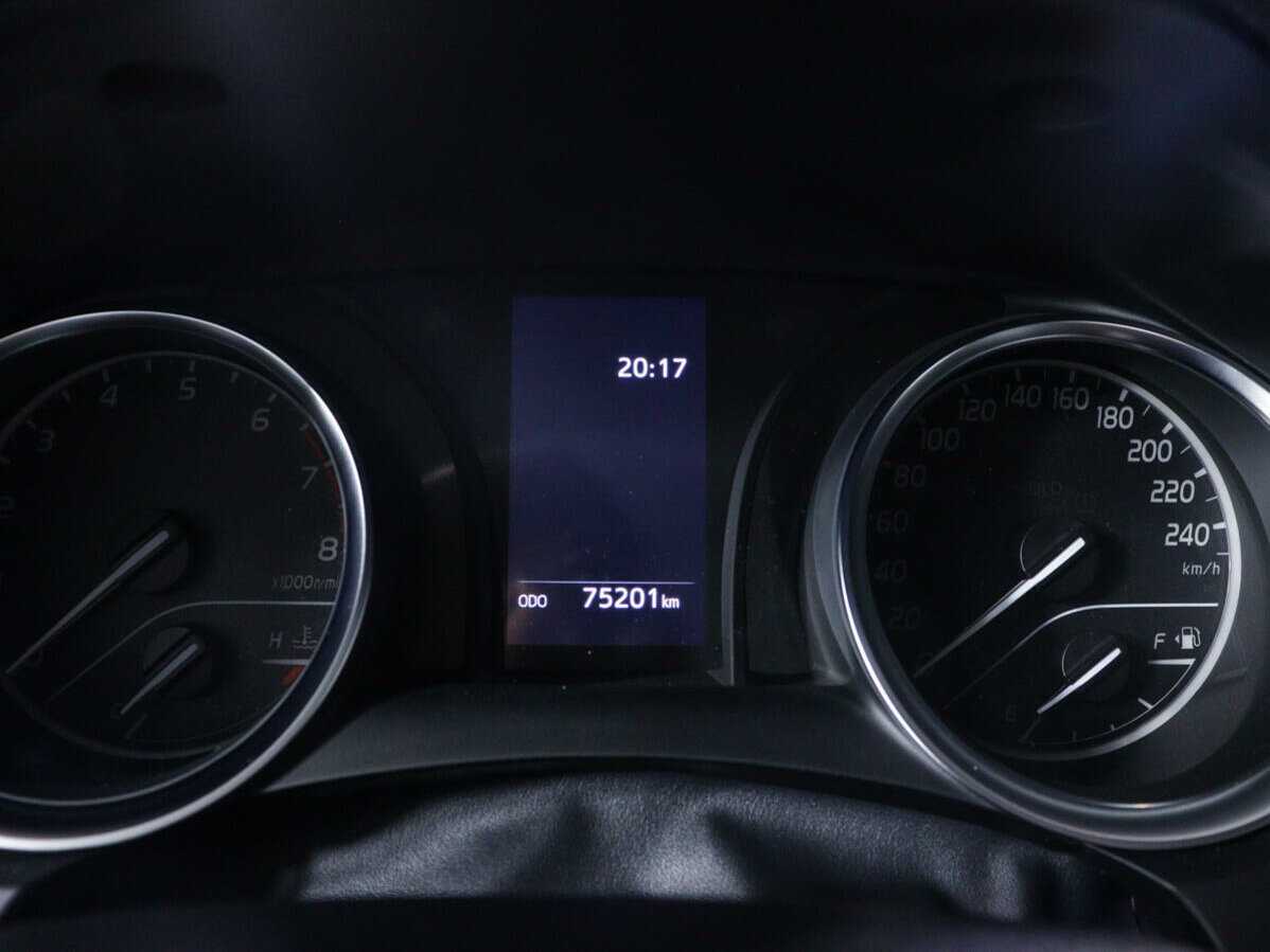 Toyota Camry 2020 года с пробегом. Фото: #10