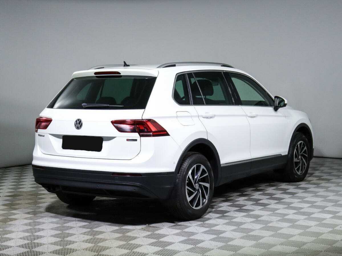 Volkswagen Tiguan 2018 года с пробегом. Фото: #4