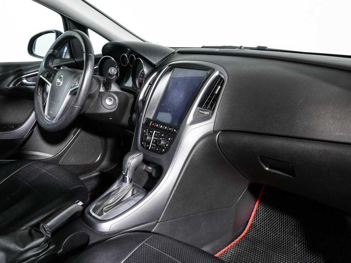 Б/У Опель Астра 2014 года. Фото: #8